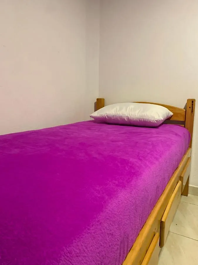 Habitacion Cercana Al Aeropuerto Bogotá Gæstehus